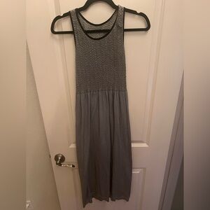 Black and White Sleeveless Maxi Dress